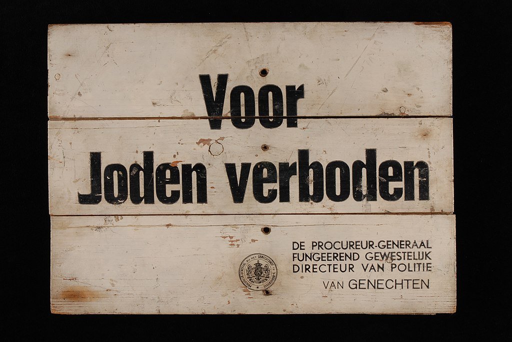 2e Wereldoorlog - voor Joden verboden bord - Mr.Nostalgic CC 3.0 licentie
