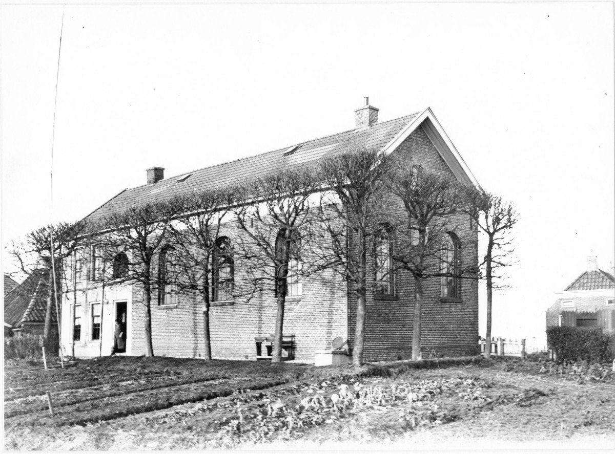 Doopsgezinde kerk Den Horn ca 1920-1940 Kramer, P - Beeldbank Groninger Archieven