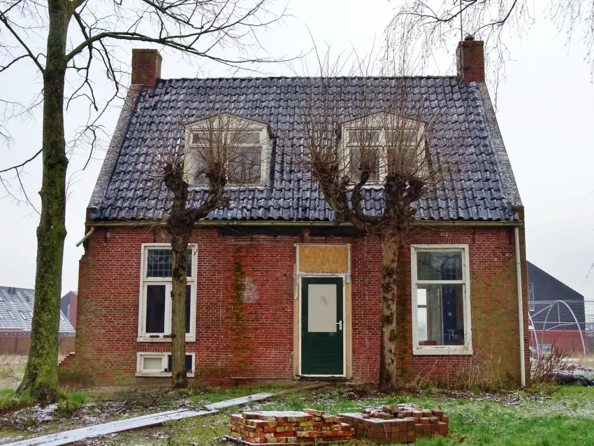 Aardewerk uit Romeinse tijd bij voormalige Iwema-boerderij in Zuidhorn