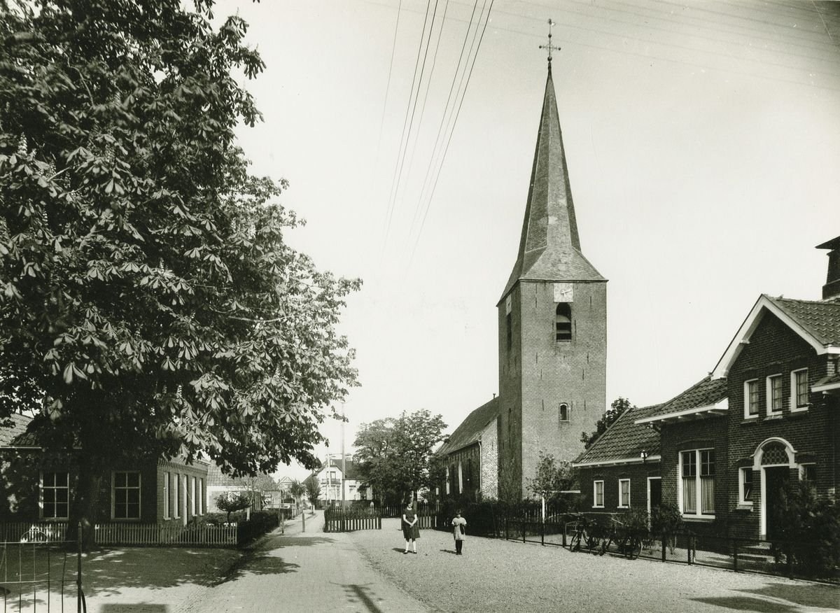 Kerk van Noordhorn (1928-1932) Collectie Kramer, PB - Beeldbank Groningen